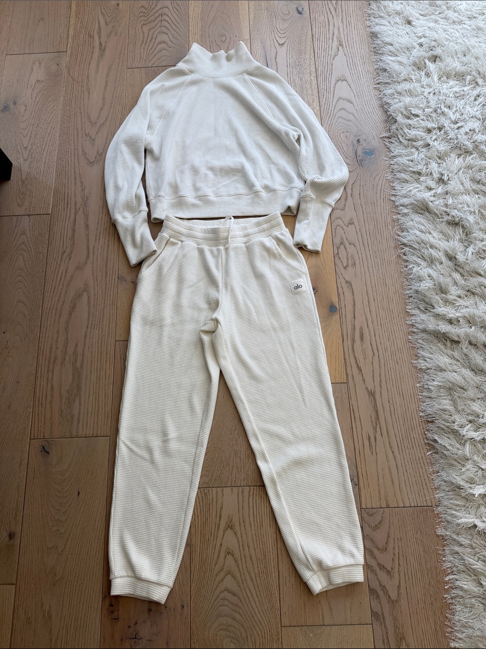 Alo Waffle Knit Cream Lounge Set Size Medium